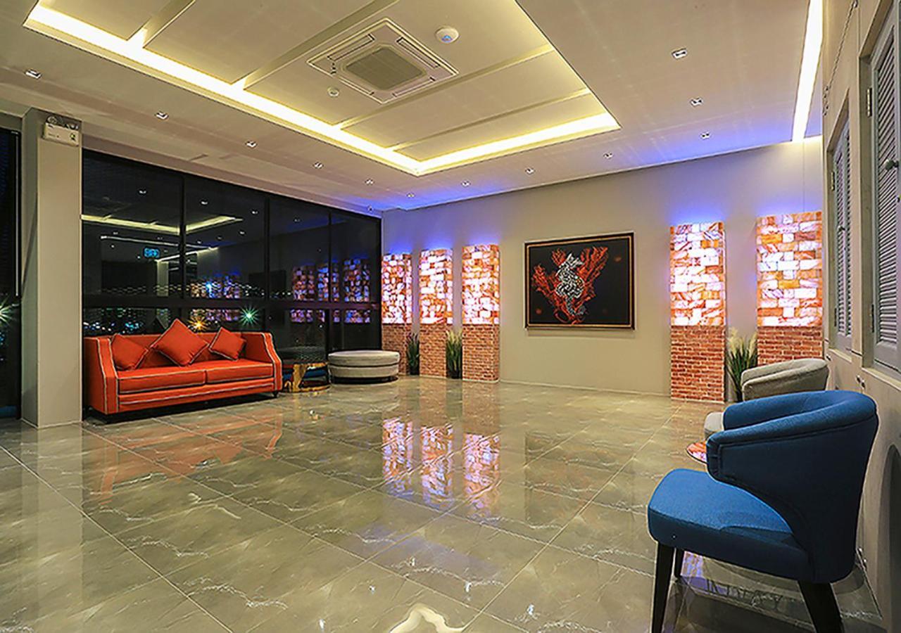 Hotel Fuse Rayong Exteriör bild